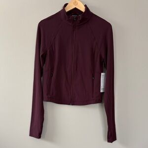 NWT Athleta Salutation Crop Jacket Size Medium Spiced Cabernet Maroon